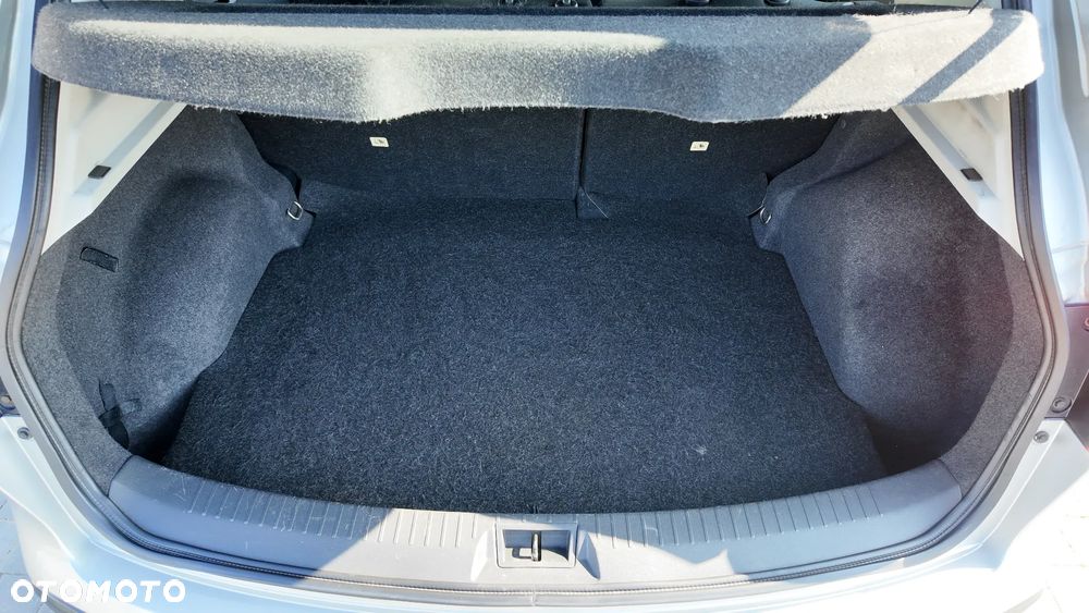 Nissan Qashqai 1.5 dCi DPF acenta - 23