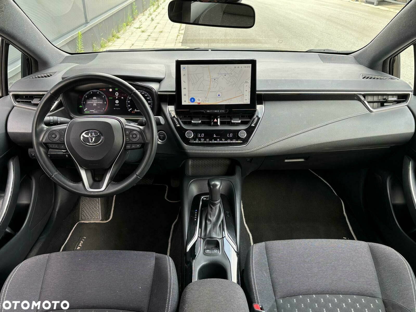 Toyota Corolla - 11