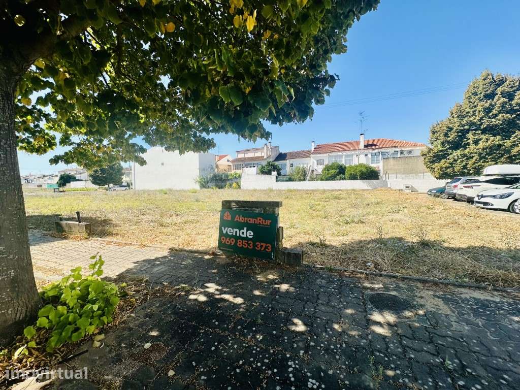 Lote de terreno para construção urbana - Grande imagem: 2/2