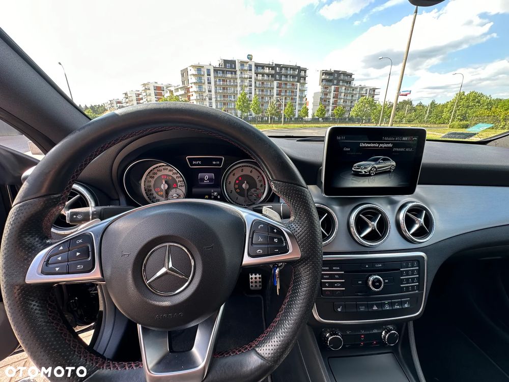 Mercedes-Benz CLA 200 7G-DCT AMG Line - 17
