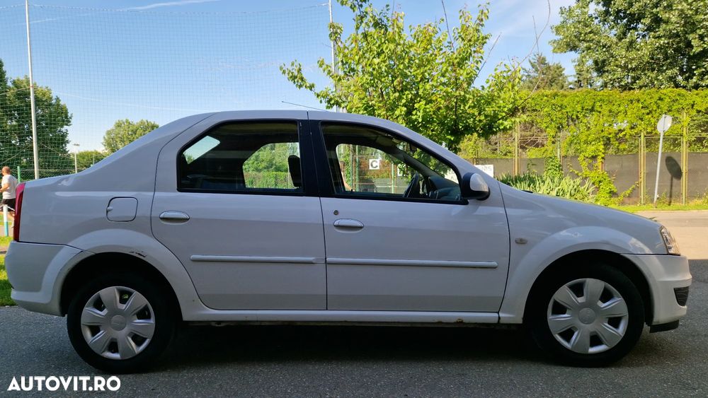 Dacia Logan 1.2 Laureate - 8