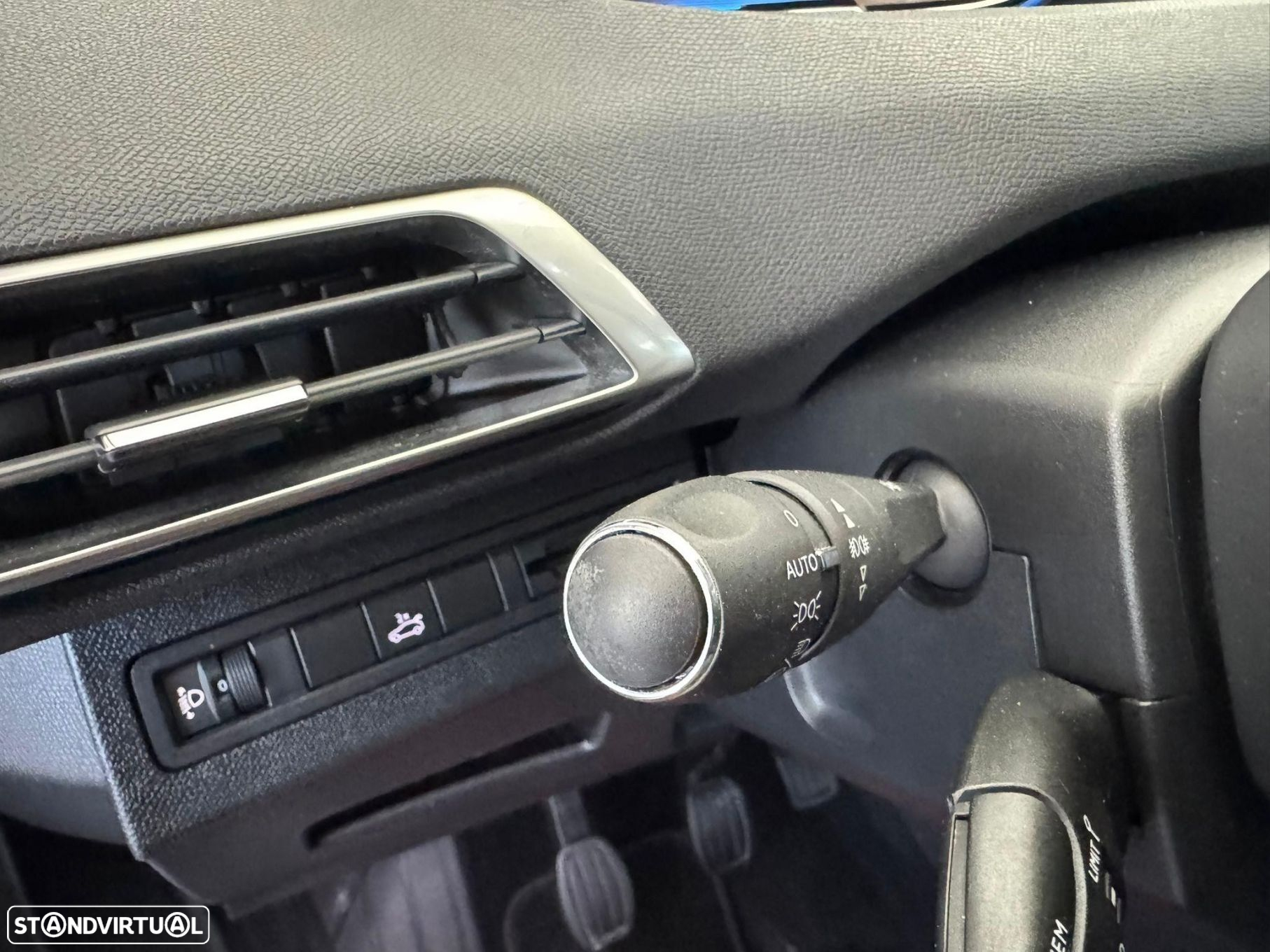 Peugeot 3008 1.5 BlueHDi Allure - 14