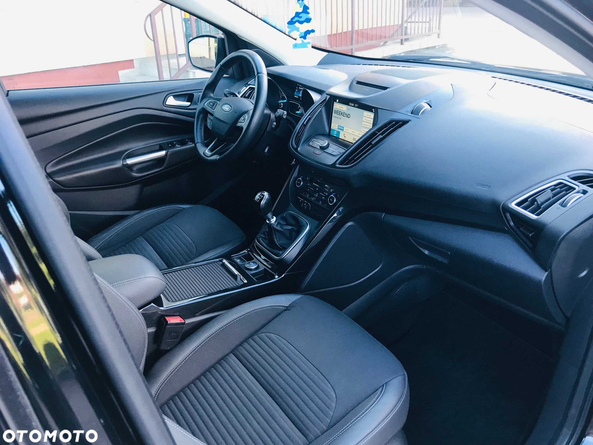 Ford Kuga 1.5 EcoBoost 2x4 Black & Silver - 15