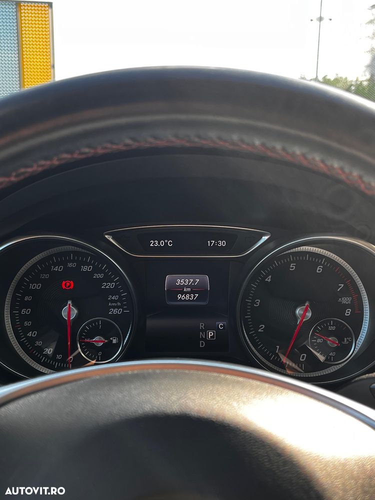 Mercedes-Benz CLA 200 - 10