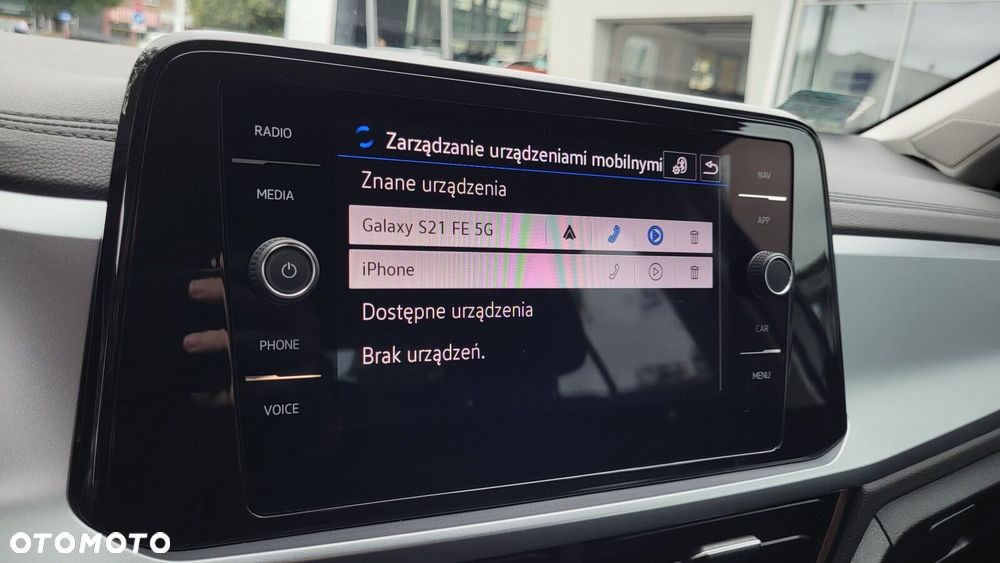 Volkswagen T-Roc - 36