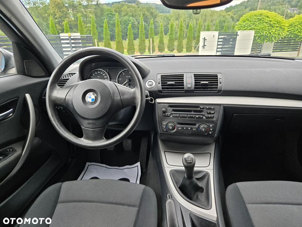 BMW Seria 1 118d - 21