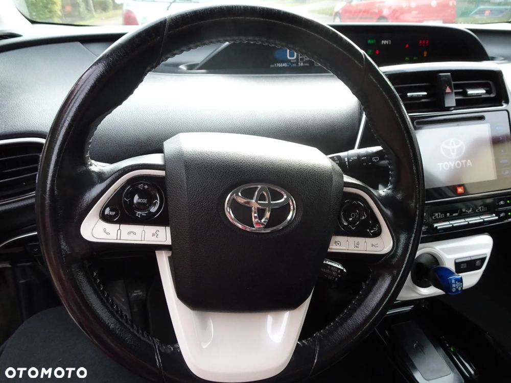 Toyota Prius - 16