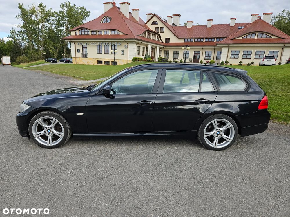 BMW Seria 3 318d Touring - 2