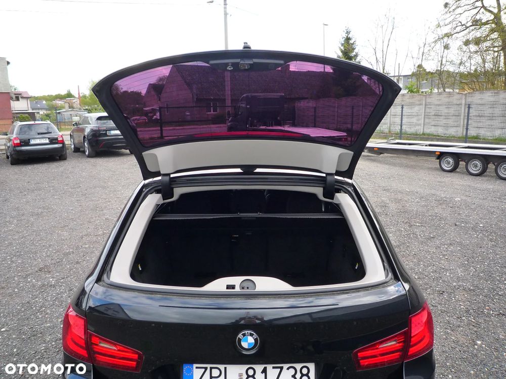 BMW Seria 5 520d - 31