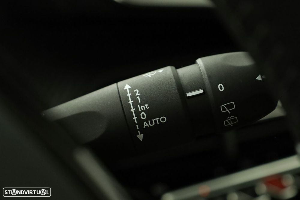 Peugeot 2008 1.2 PureTech Allure - 20