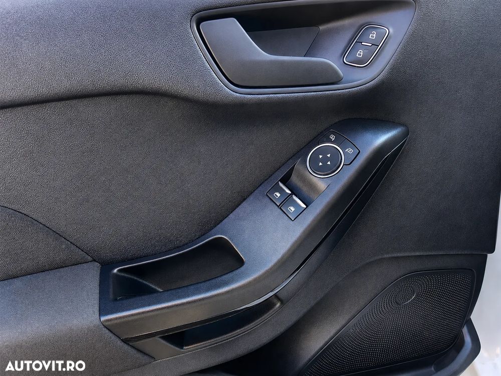 Ford Fiesta 1.1 Trend Connected - 12