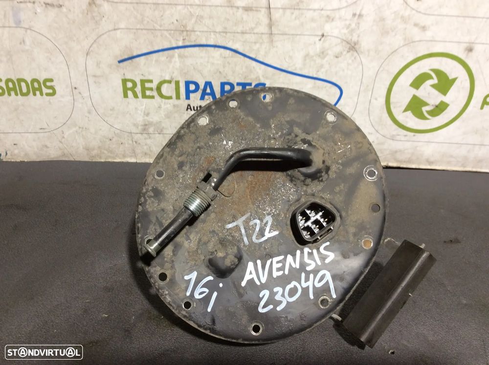 Bomba de gasolina Toyota Avensis T22 1.6i - 2