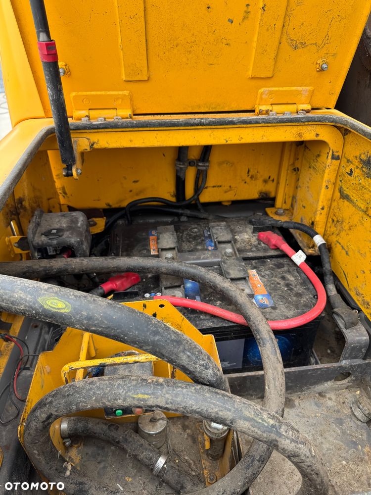 Volvo EC 240 CNL - 18
