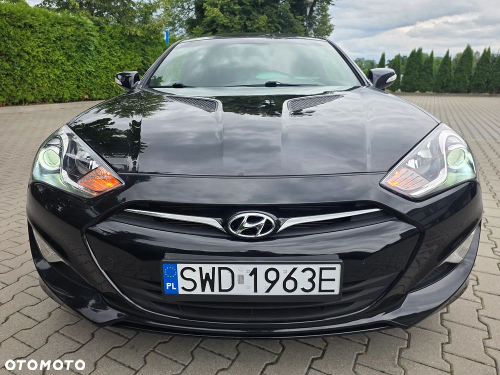Hyundai Genesis - 7