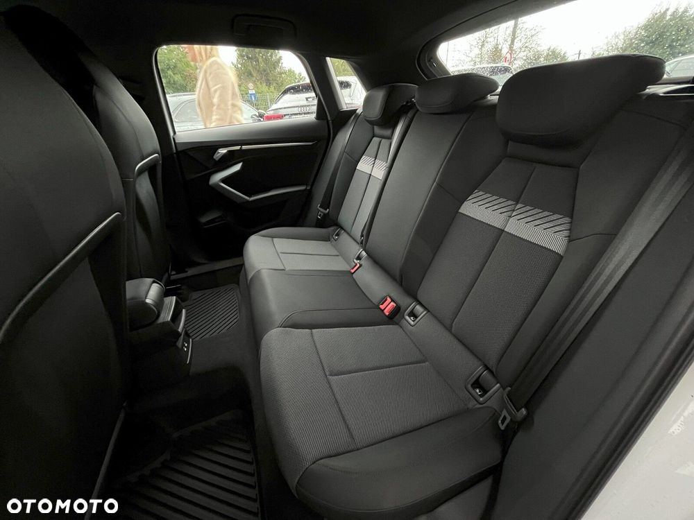 Audi A3 Sportback - 15