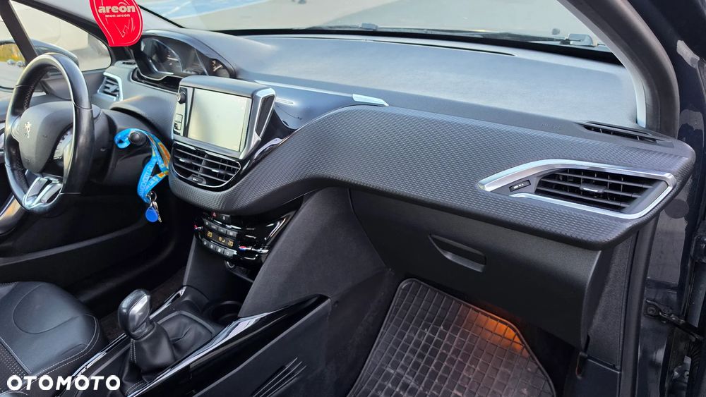 Peugeot 2008 - 23