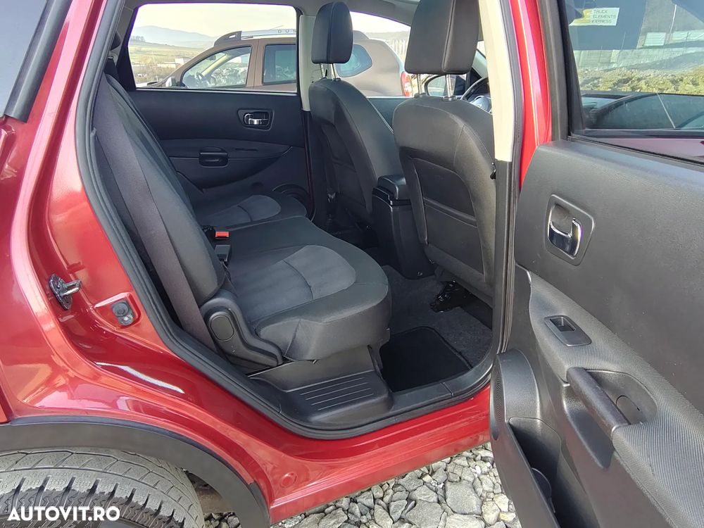 Nissan Qashqai - 11