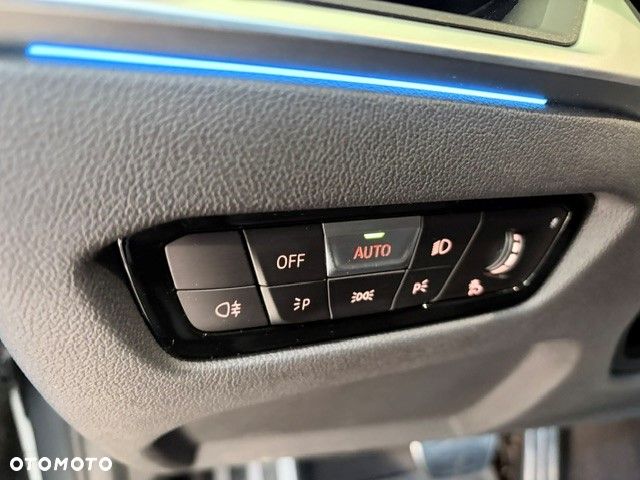 BMW Seria 3 - 28