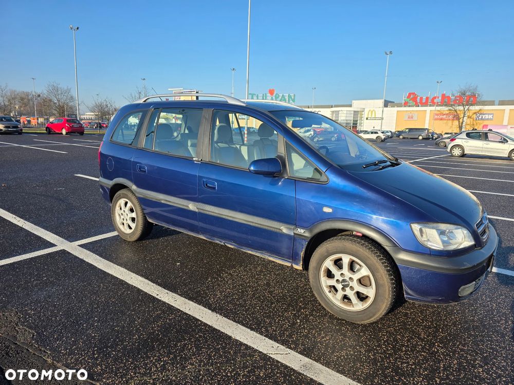 Opel Zafira 1.8 Njoy - 1