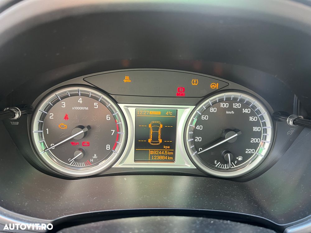 Suzuki Vitara - 4