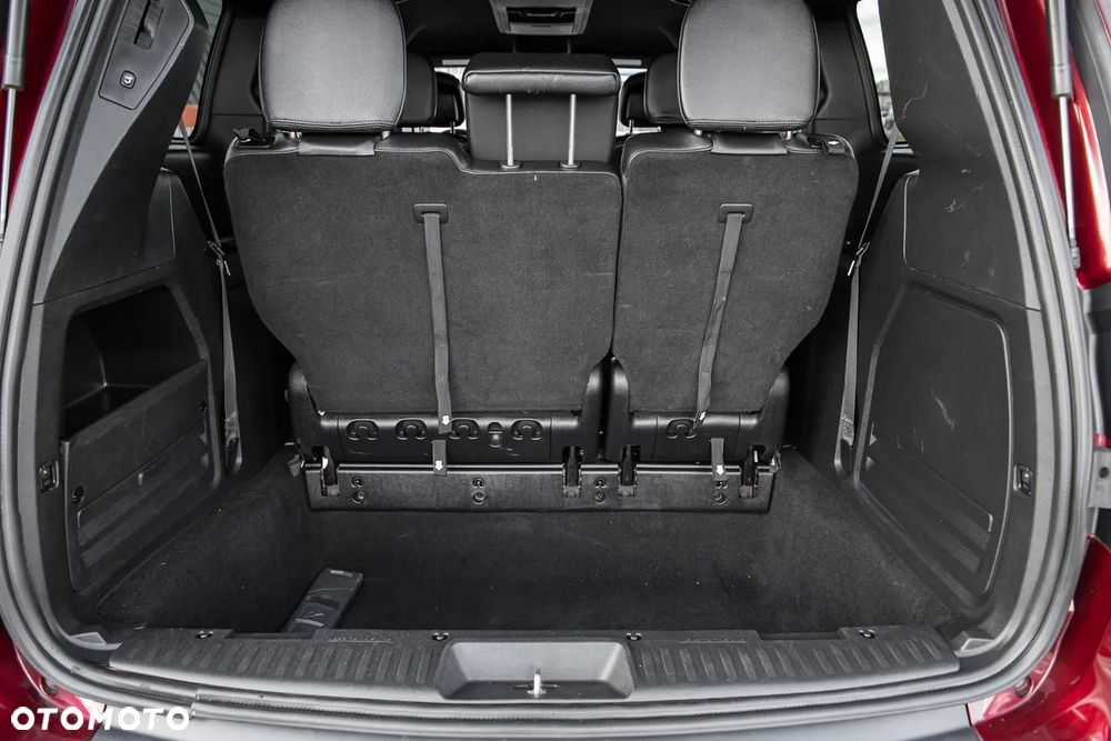 Dodge Grand Caravan 3.6 R/T - 29