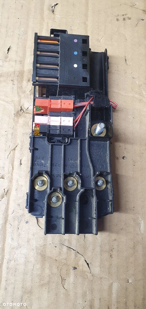 Skrzynka bezpieczników bezpieczniki Mercedes ML W164 2115452601 - 3