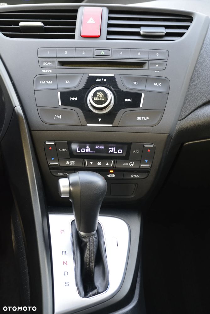 Honda Civic 1.8 i-VTEC Automatik Lifestyle - 29