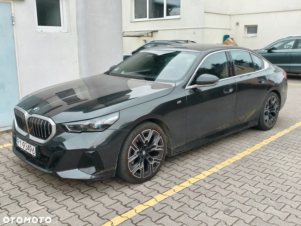 BMW Seria 5 520d xDrive mHEV M Sport - 3
