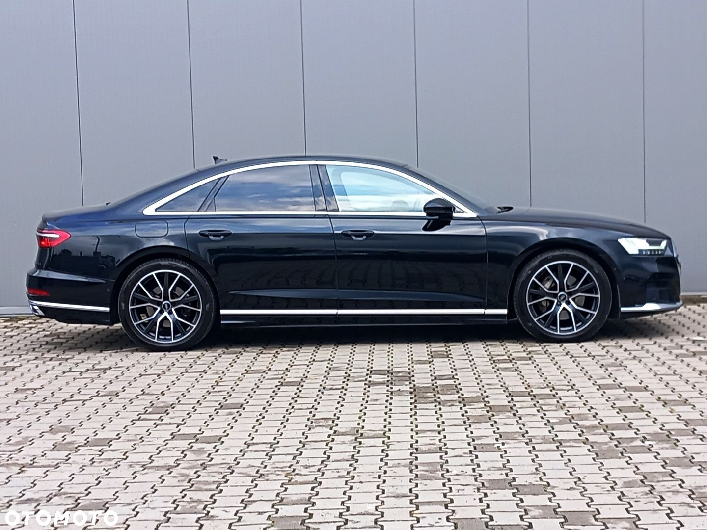 Audi A8 - 5