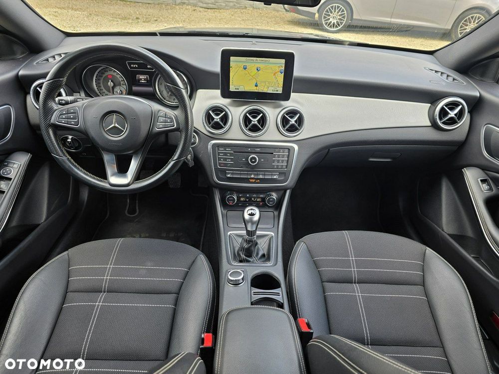 Mercedes-Benz CLA - 8