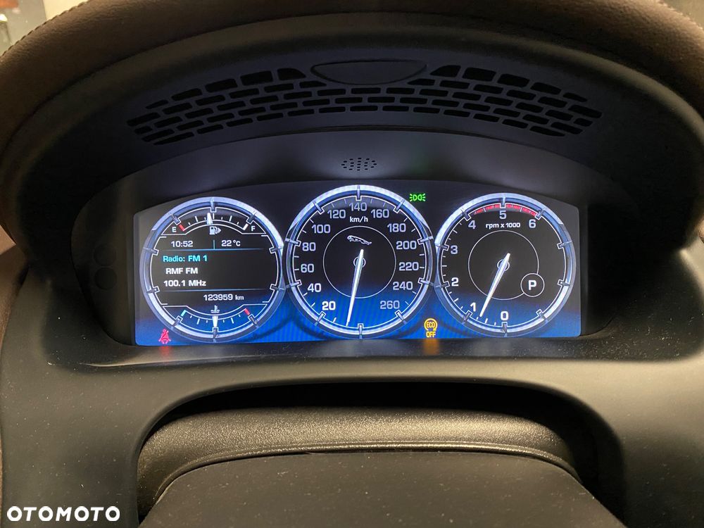 Jaguar XJ 3.0 D V6 Premium Luxury - 18