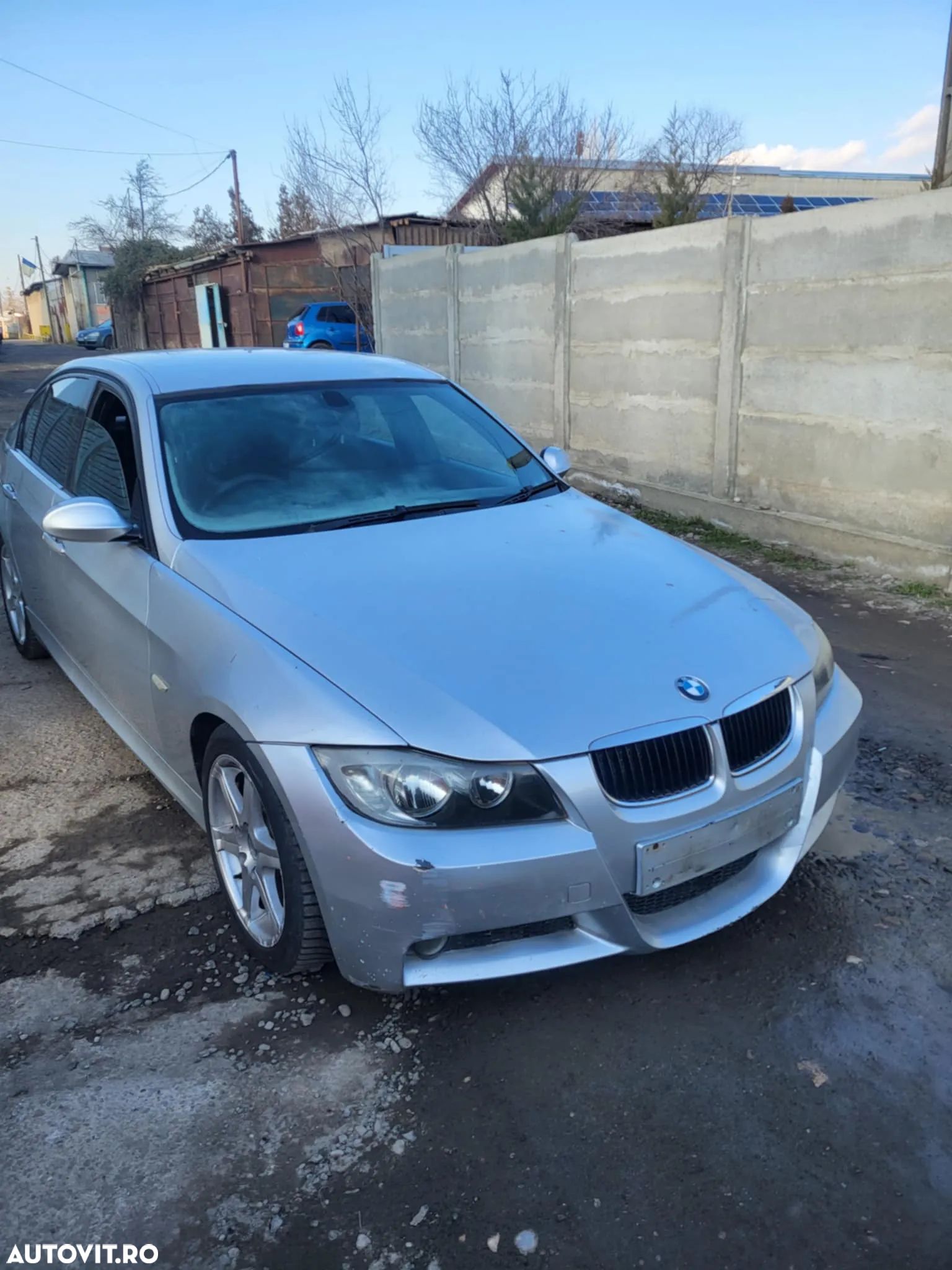 Dezmembram BMW E90 2.0 D M47 163 CP an 2006 - 1