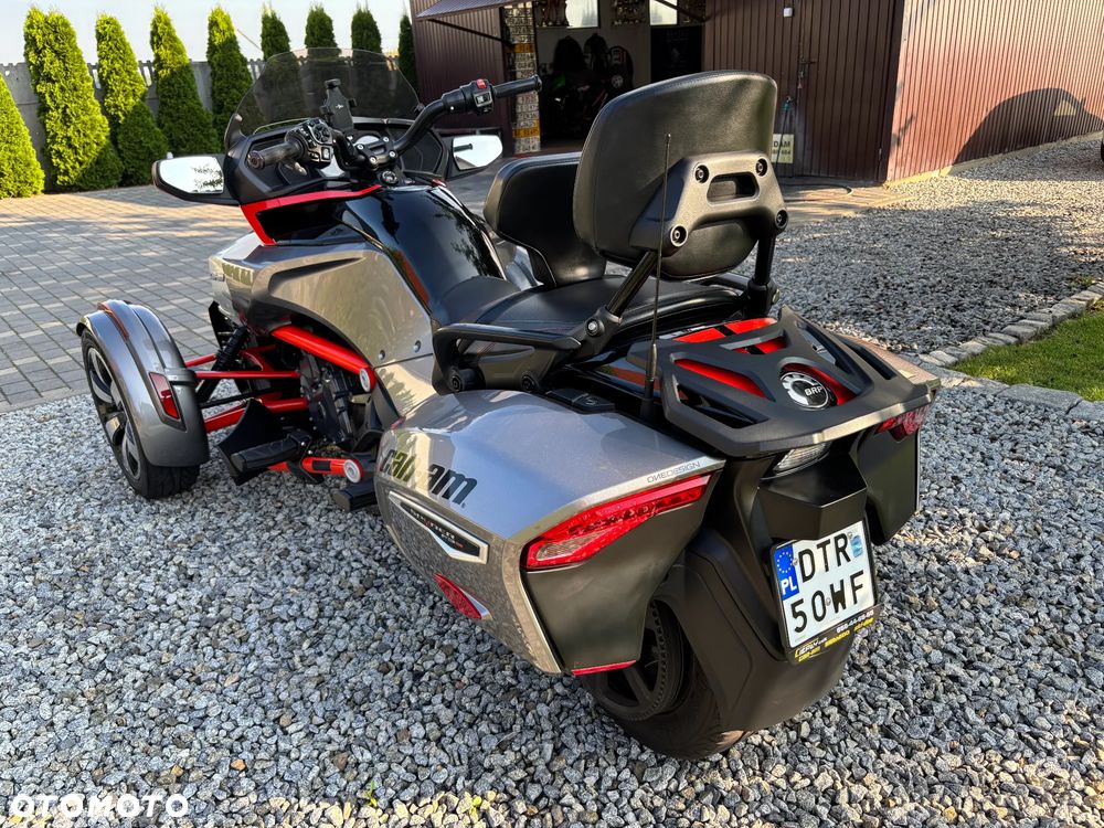 Can-Am Spyder - 4