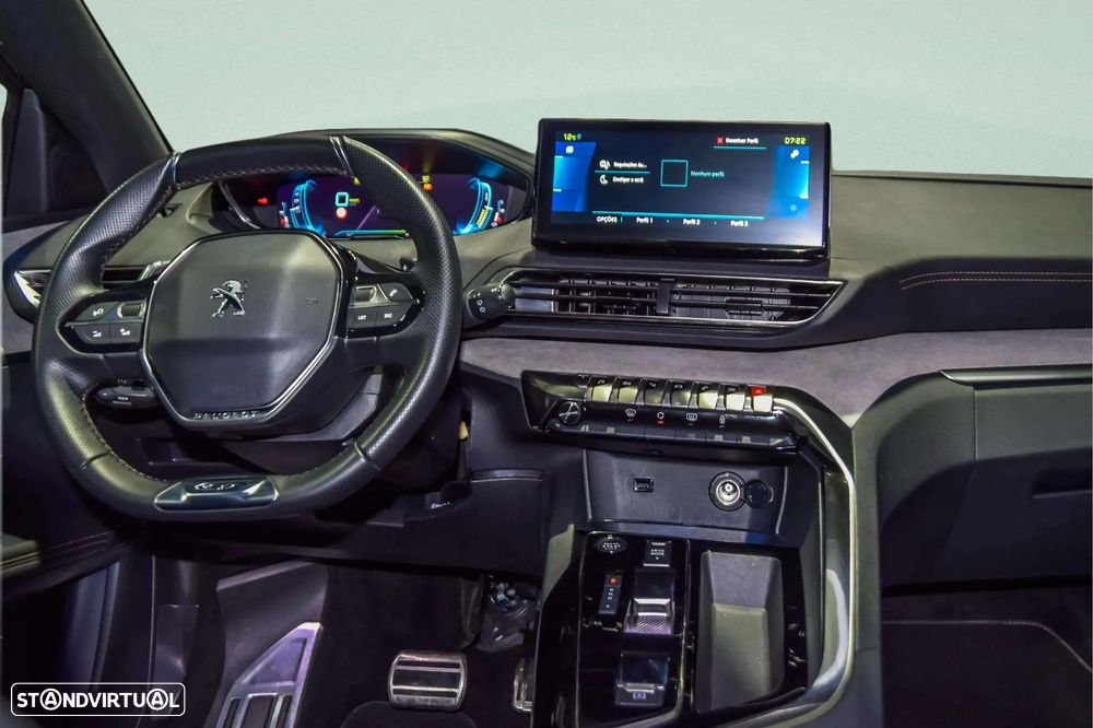 Peugeot 3008 1.6 Hybrid GT e-EAT8 - 12