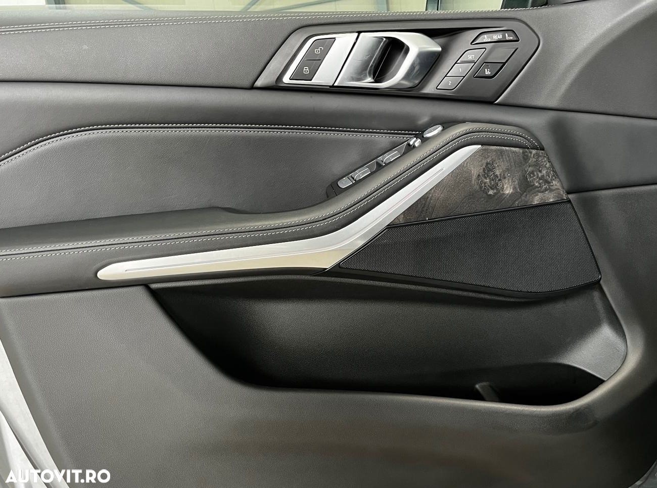 BMW X7 xDrive40i AT MHEV - 18