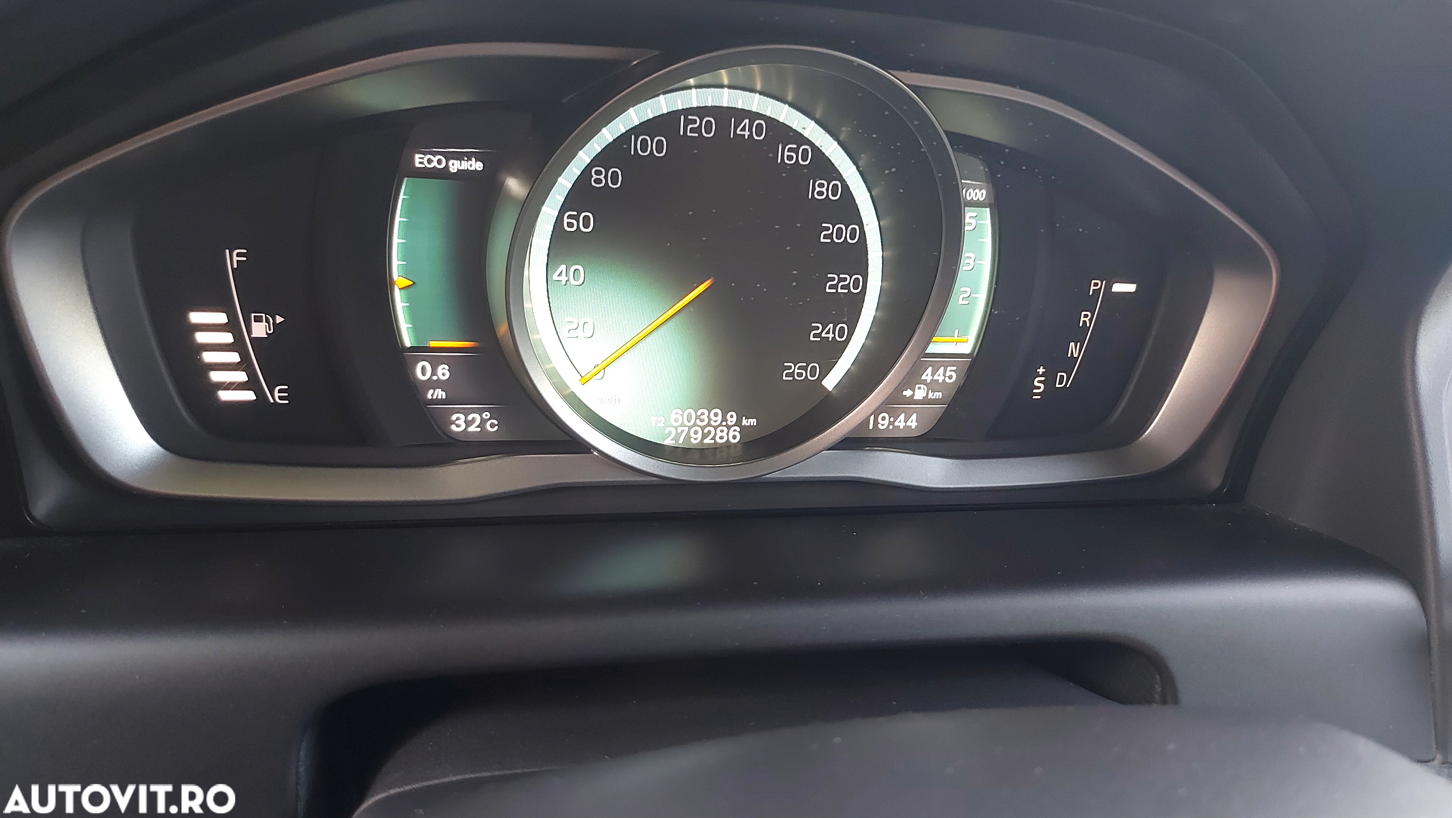 Volvo XC 60 D4 Geartronic Ocean Race - 11