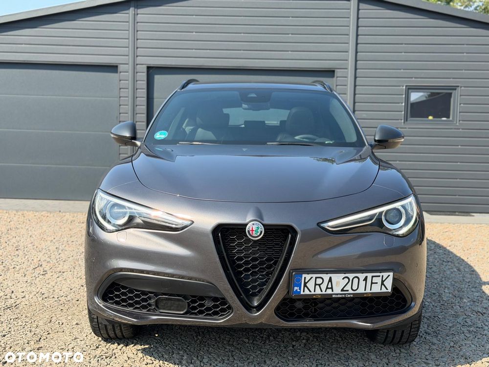 Alfa Romeo Stelvio 2.0 Turbo 16V AT8-Q4 B-Tech - 6