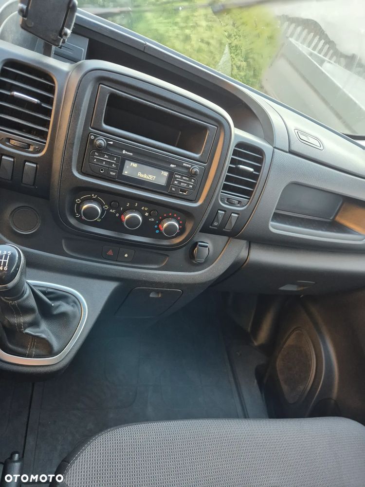 Renault Trafic - 18
