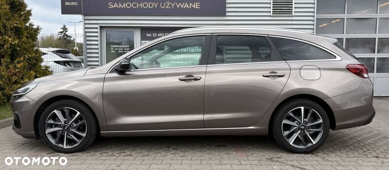 Hyundai i30 1.5 T-GDI 48V Executive DCT - 24