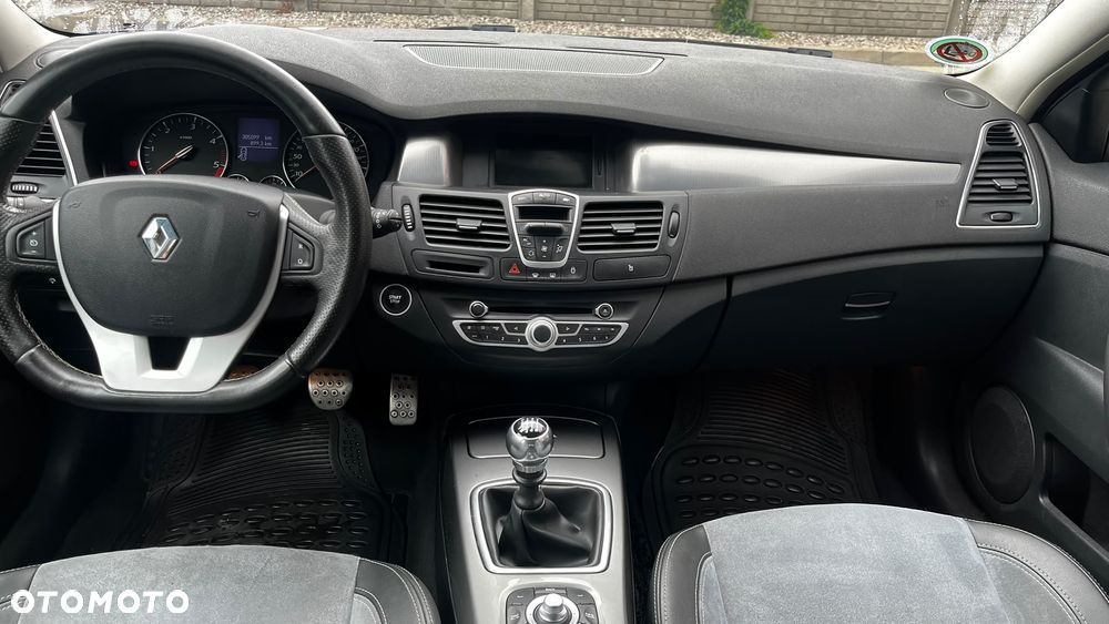 Renault Laguna 2.0 DCi FAP GT - 19