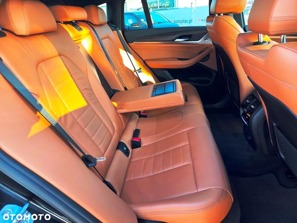 BMW X4 xDrive20d xLine sport - 29