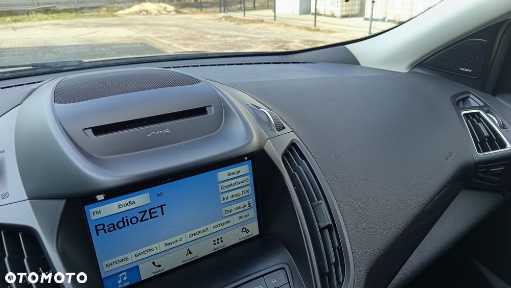 Ford Kuga 1.5 EcoBoost 2x4 ST-Line - 27