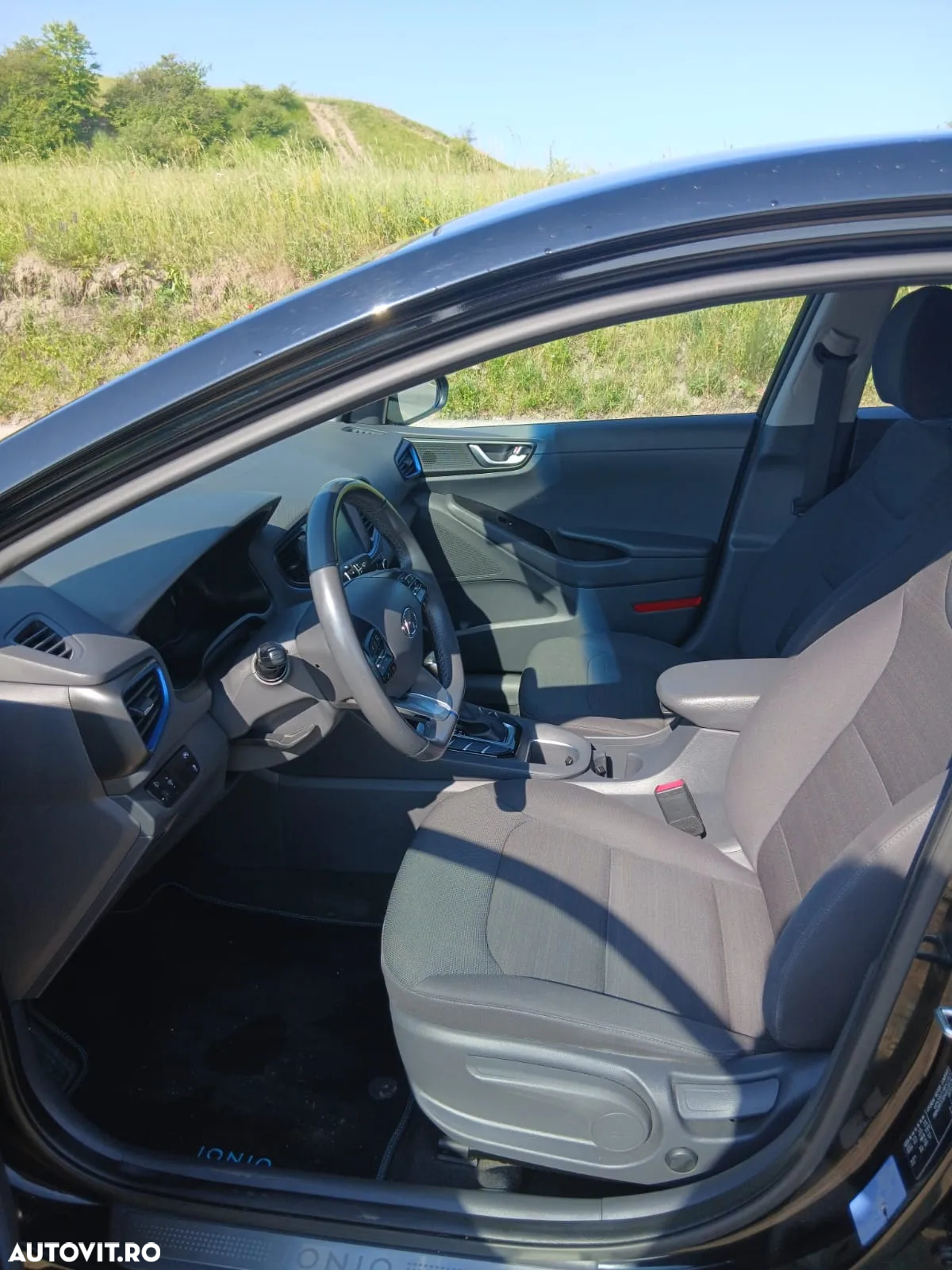Hyundai IONIQ Hybrid 1.6 GDI - 12