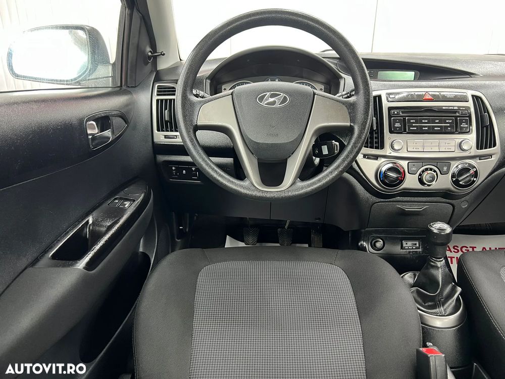 Hyundai i20 - 8