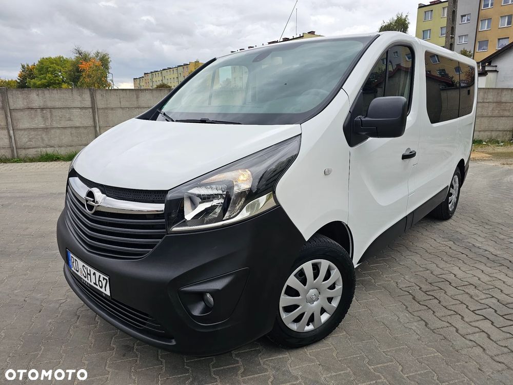 Opel Vivaro - 1