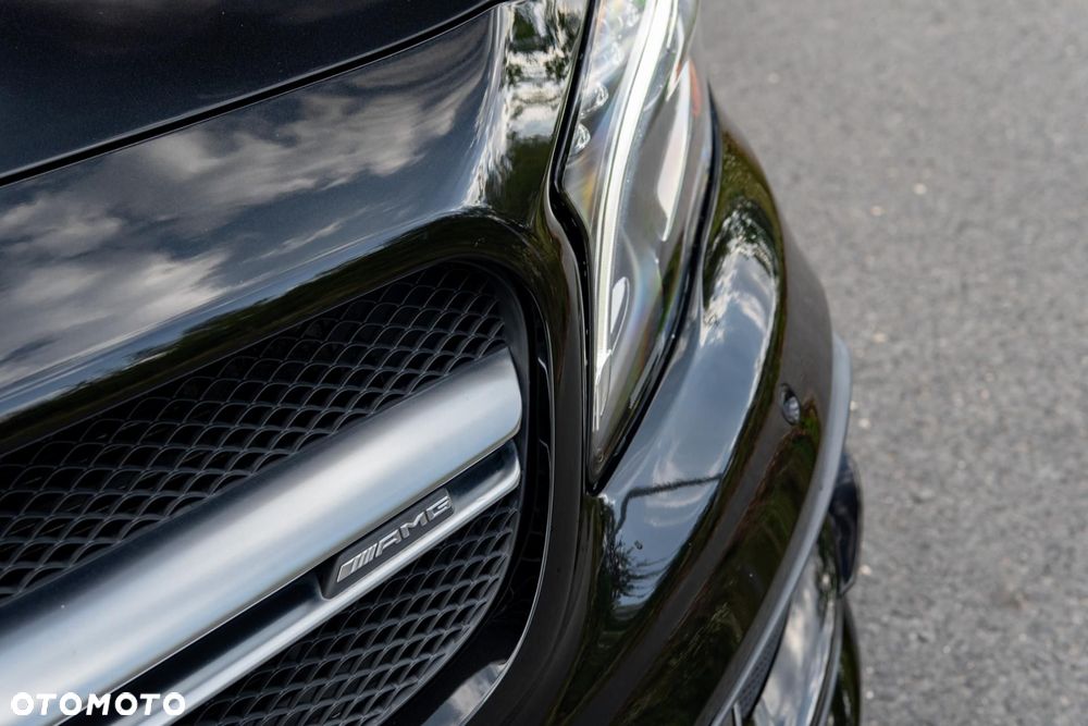 Mercedes-Benz GLA 45 AMG 4-Matic Edition 1 - 38