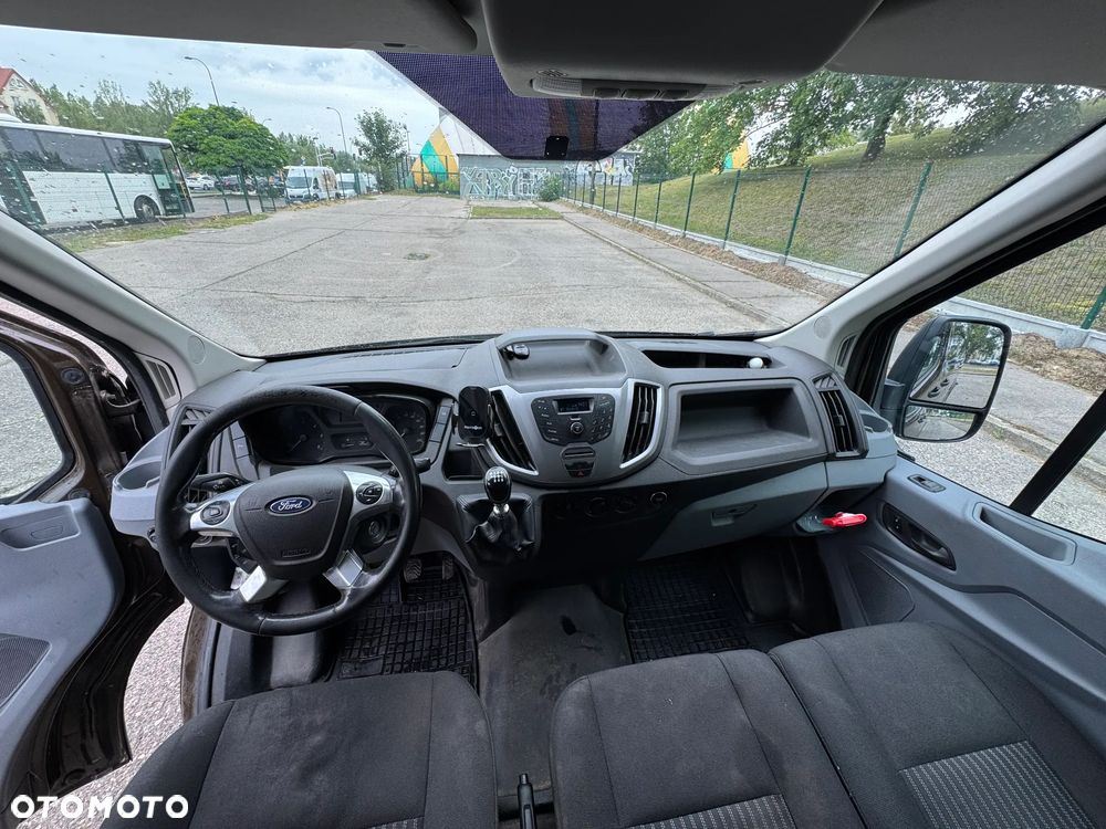 Ford Transit - 13