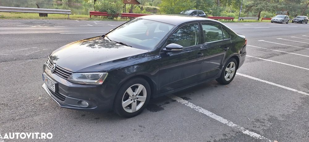 Volkswagen Jetta - 18