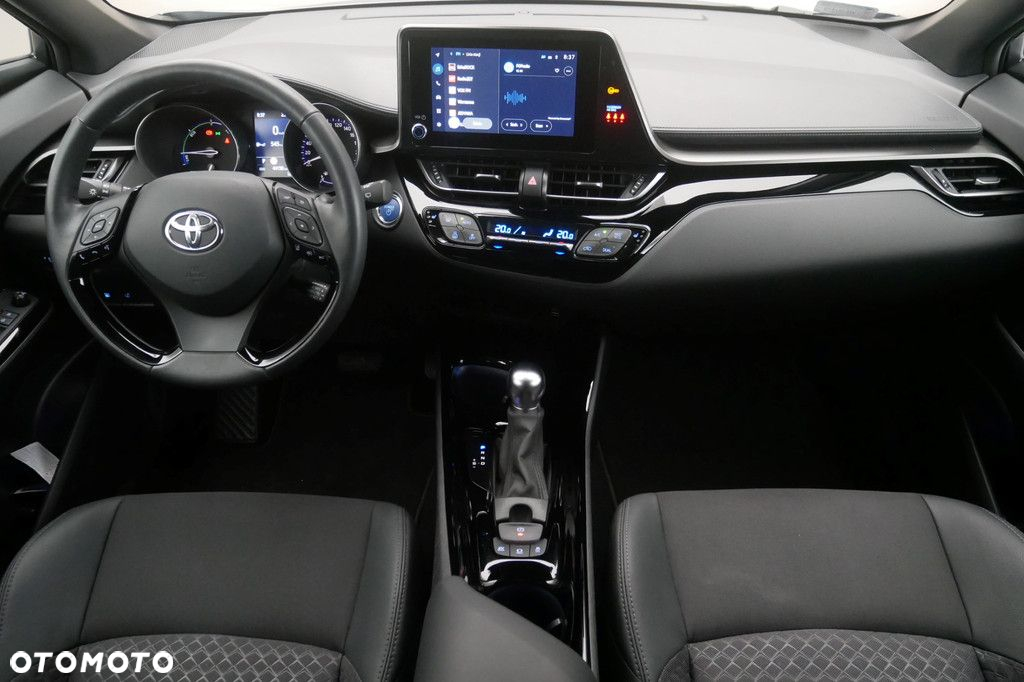 Toyota C-HR - 8