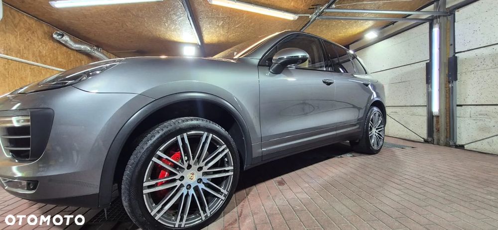 Porsche Cayenne - 27